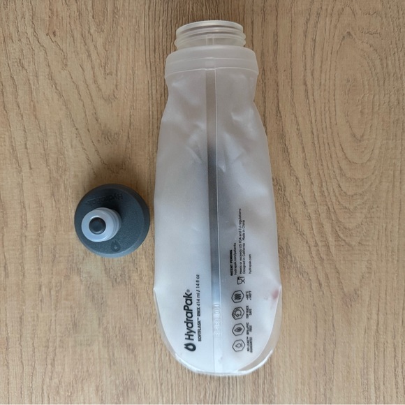 Nathan Pinnacle FeatherLite 1.5 Liter Hydration Vest - Picture 9 of 9